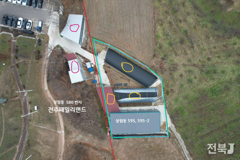 B위원장이 시유지를 무단 점유한 위성 사진.(출처=삼산화합발전협의회)