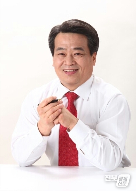 데스크칼럼. /전북경제신문 조계철